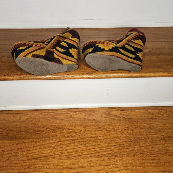 Womens Steve Madden size 7 Pammy Aztec Wedges - Picture 7 of 7